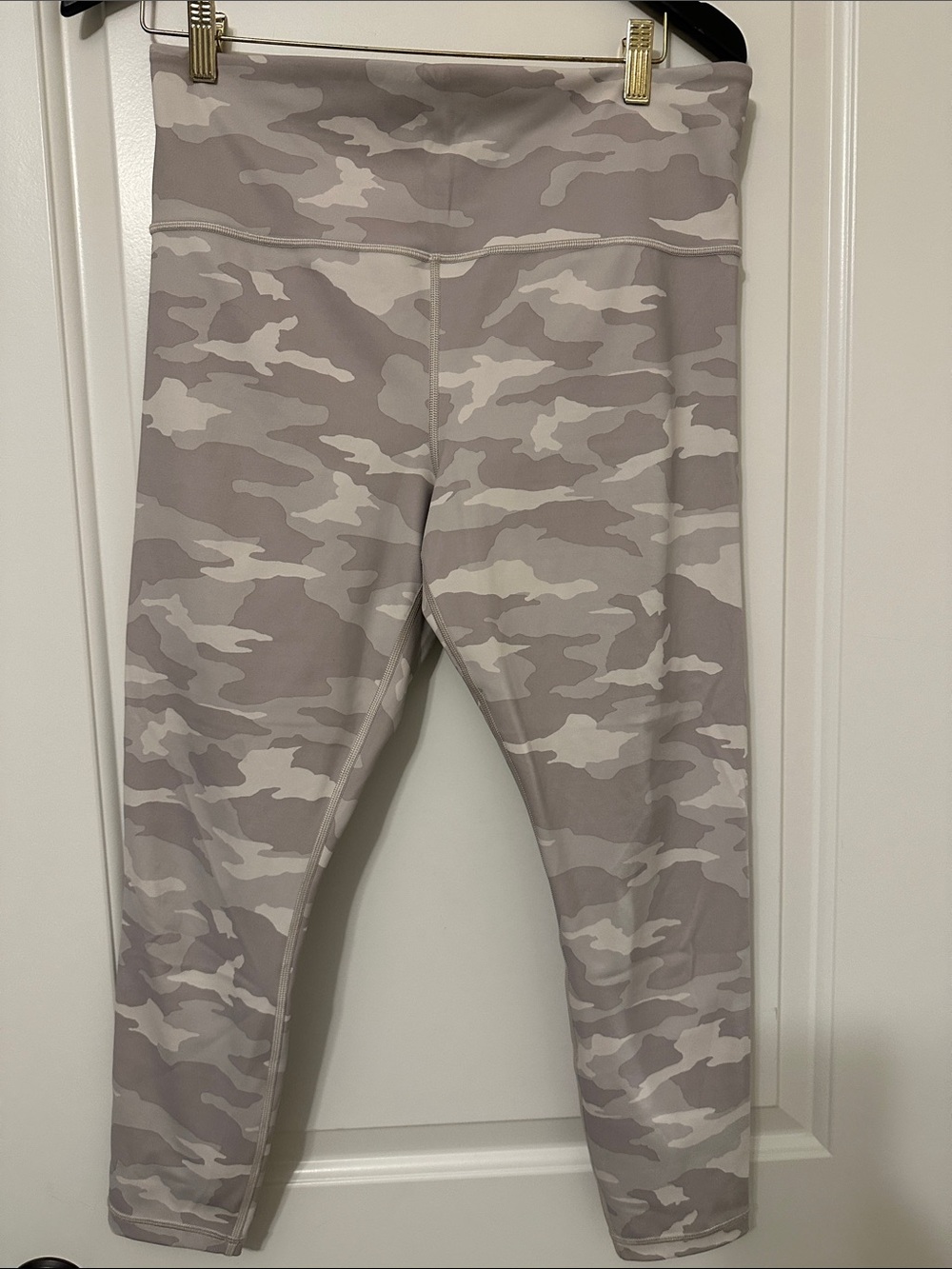 Athleta Elation 7/8 Tights